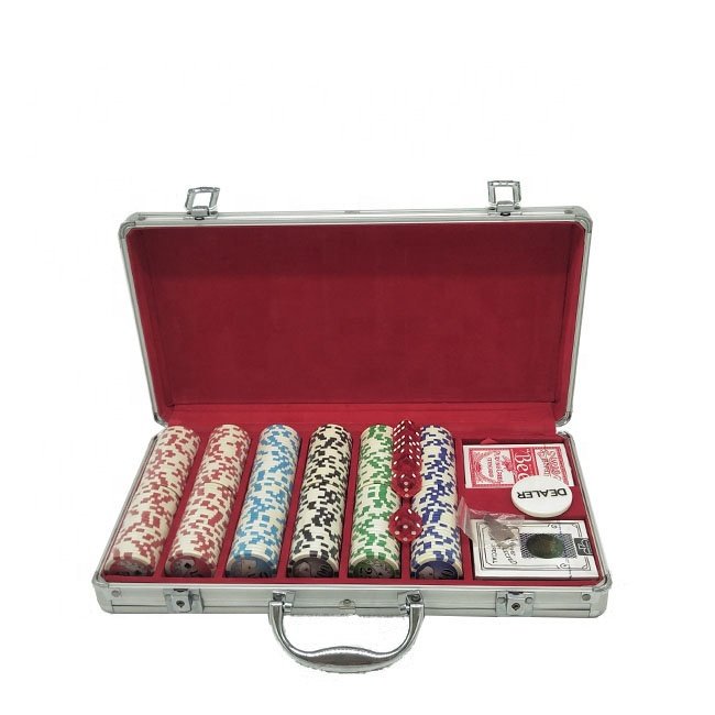 Factory Direct Supply of 300pcs 14 Gram Clay Poker Chips Sets Ultimate With Silver Aluminum Case