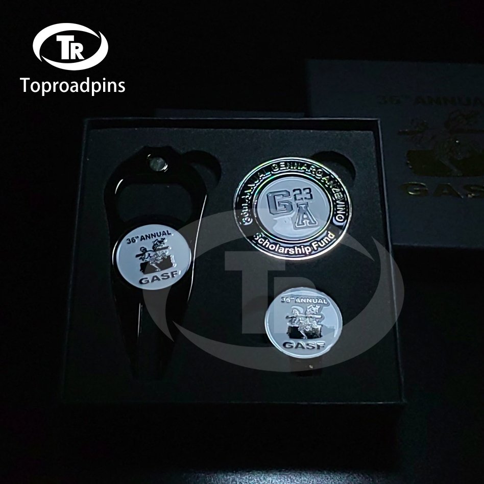 Factory Price Value Sets Golf Coin With Hat Clips Golf Divot Set Gift Boxes