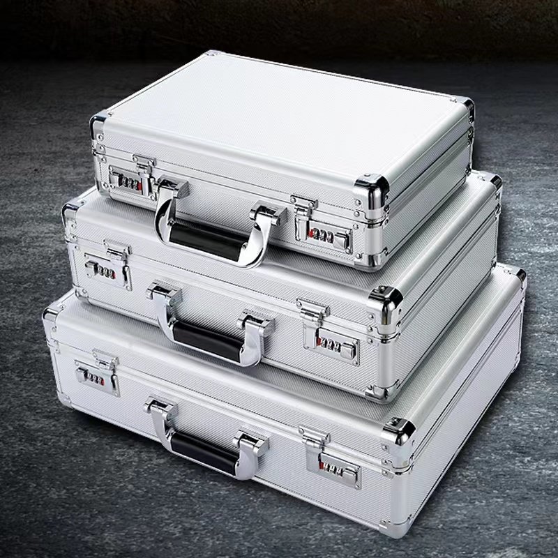 300 pcs Wholesale Factory Chip Case Aluminum Chip Case