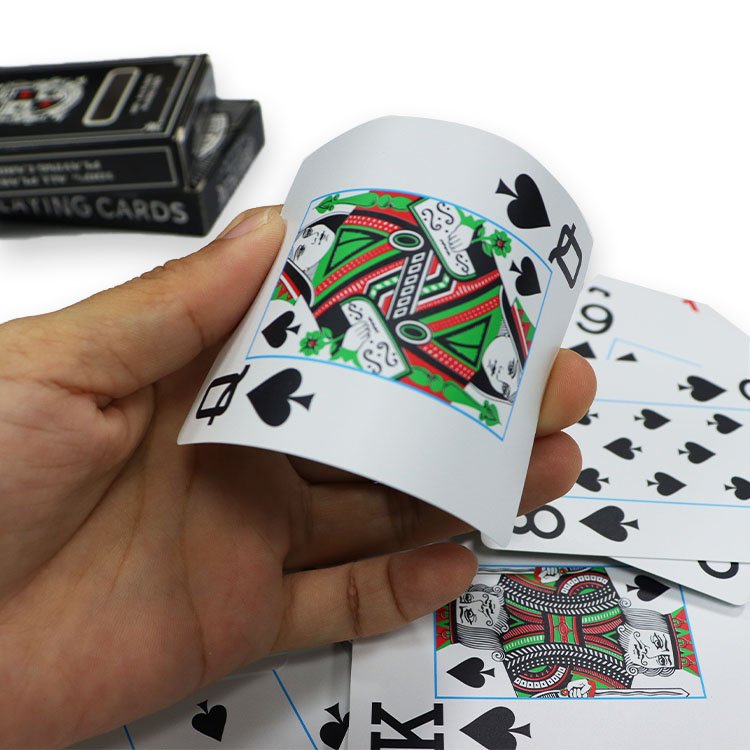 Customized PVC Poker Cards With Gold Foil Technique Offset Printing Compatible Different Backs For Play