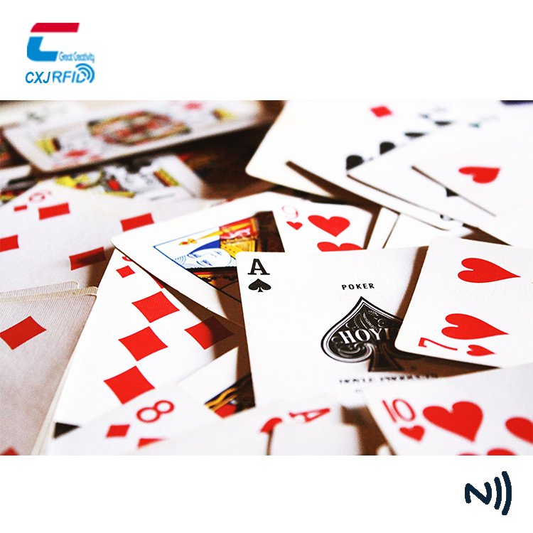Manufacturer 15 Years Wholesale Plastic RFID/NFC Chips Poker Game Card Playing Cards