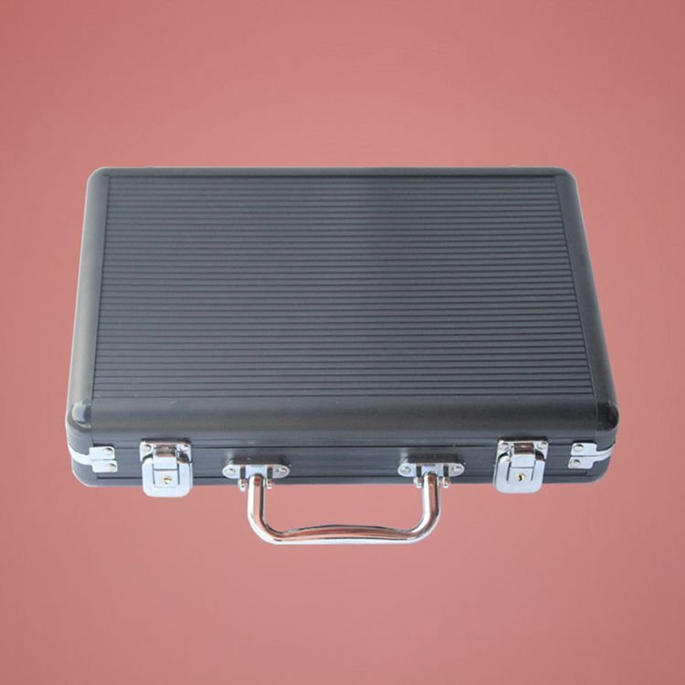 16/5000 Texas Hold 'em poker chip case suitcase Black and silver