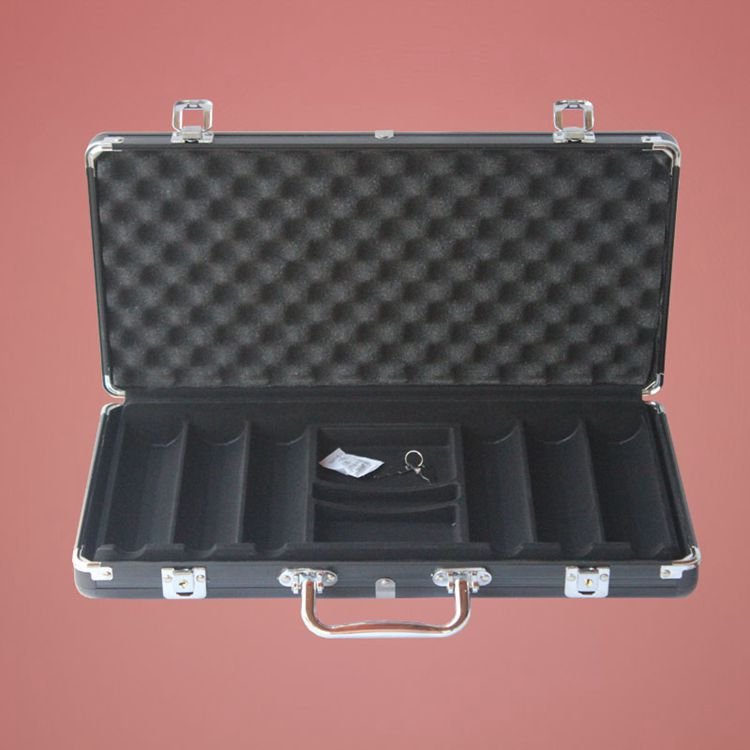 16/5000 Texas Hold 'em poker chip case suitcase Black and silver