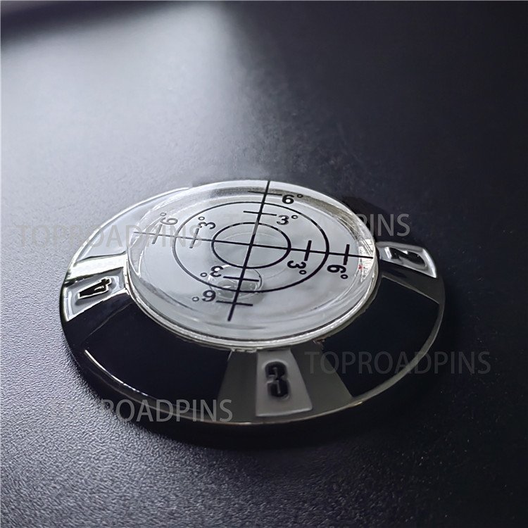 Golf Putting Aid & Green Reader - Red Poker Chip