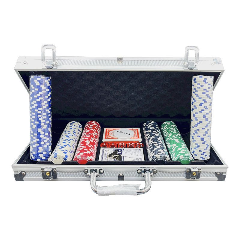 Hot Selling 300PCS/set Rounded Poker Chips Set 10g Ceramic and Clay with Metal Box for Casino Use-MOQ 500PCS