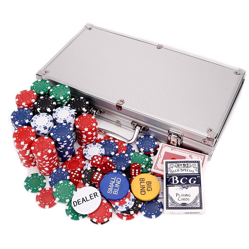 Hot Selling 300PCS/set Rounded Poker Chips Set 10g Ceramic and Clay with Metal Box for Casino Use-MOQ 500PCS