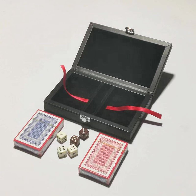 Deluxe leather poker chip set with custom leatherette case luxury leather poker set