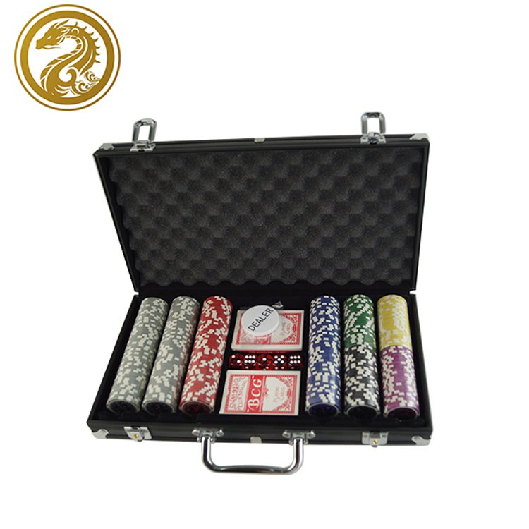 300pcs Poker chips 2 Playing cards Bargaining Poker chips set with aluminium Case
