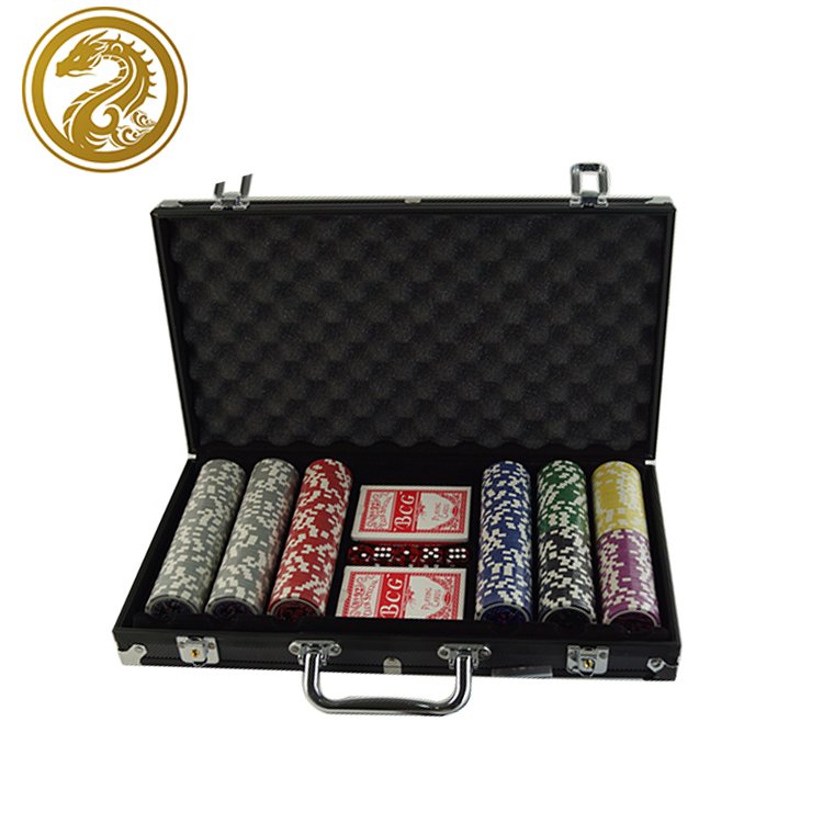 300pcs Poker chips 2 Playing cards Bargaining Poker chips set with aluminium Case