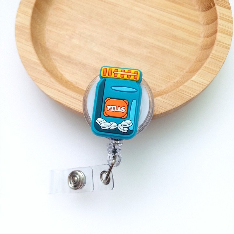 Customized Brooch Pin Nurse's badge buckle Cartoon transparent easy to stretch buckle medical badge lanyard card sleeve clip