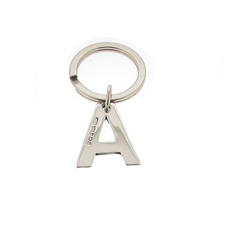 Custom Metal DIY A-Z Letters Key Chain Silver Color Car Key Ring 26 Alphabet Holder Chain Personalised Logo Fashion Keychains