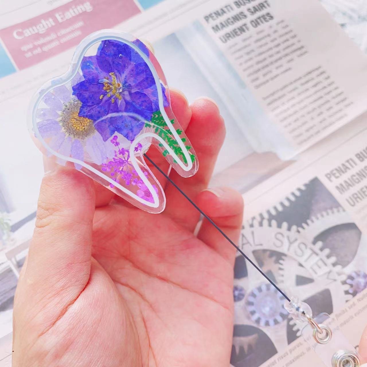 Flower Resin Retractable Badge Holders, Cute Nursing Badge Reel, Badge Clip ID Card Holders