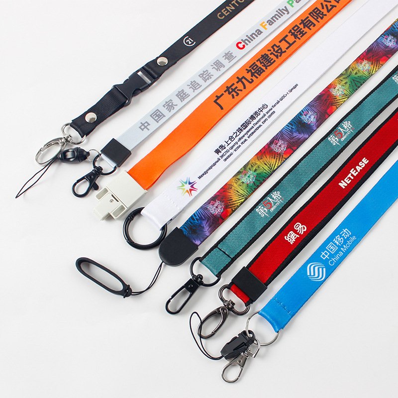 Kpop characters TWICE lanyards Korean idol Stray Kids Ateez Twice lanyards gifts for kpop fans mobile phone accessories in bulk