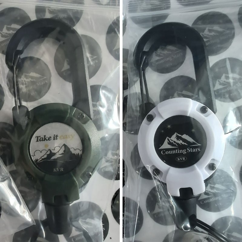 Retractable Keychain Heavy Duty Carabiner Badge Holder, Tactical ID Badge Reel with 60cm Steel Retractable Cord