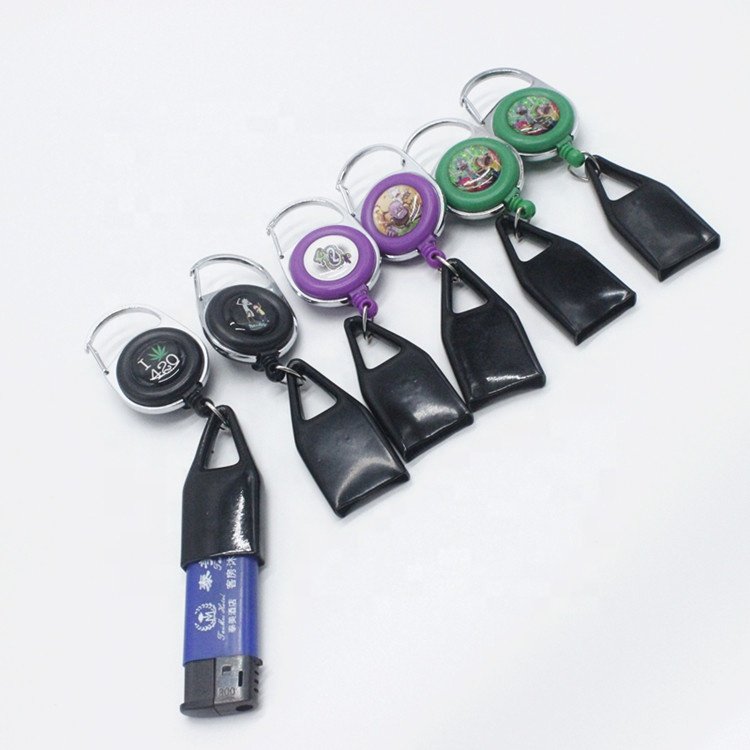 2020 Hot Selling New Style Carabiner Retractable Pull Reel Badge Holder Lighter Holder