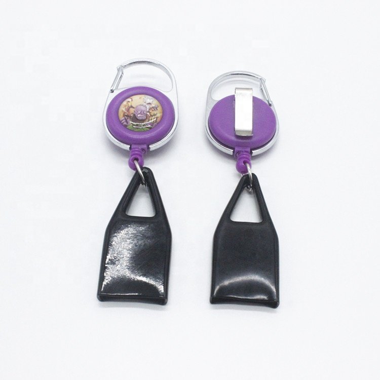2020 Hot Selling New Style Carabiner Retractable Pull Reel Badge Holder Lighter Holder