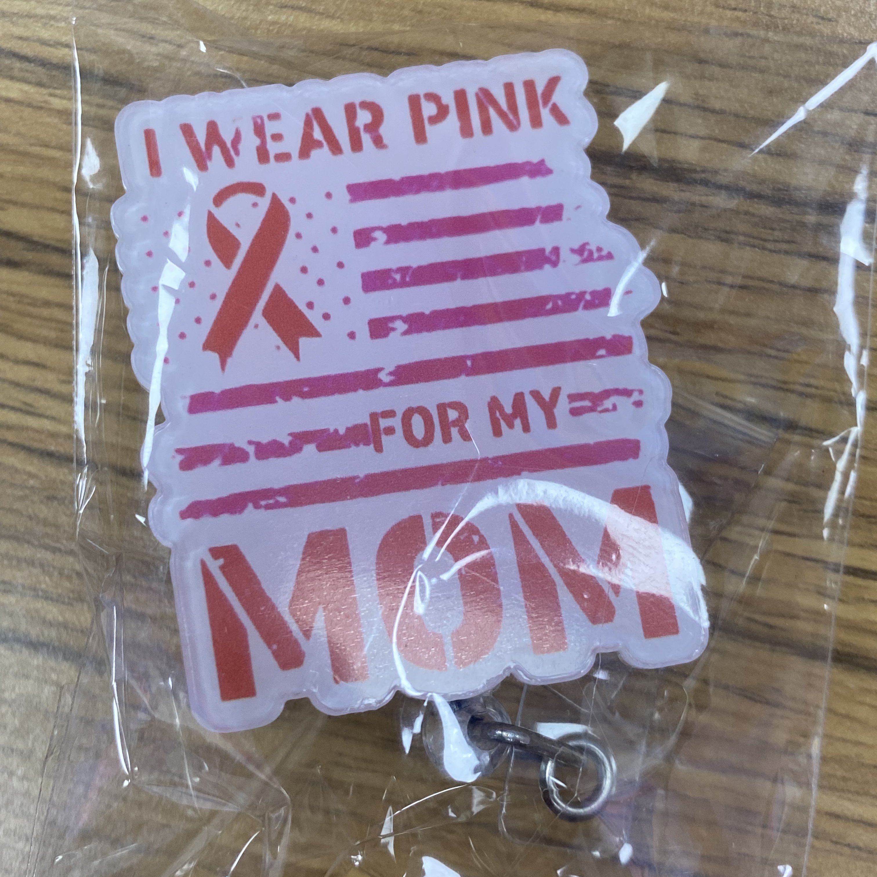 Custom design badge holder 2023 new product reel nurse accessories silk ribbon caring for women health luxury