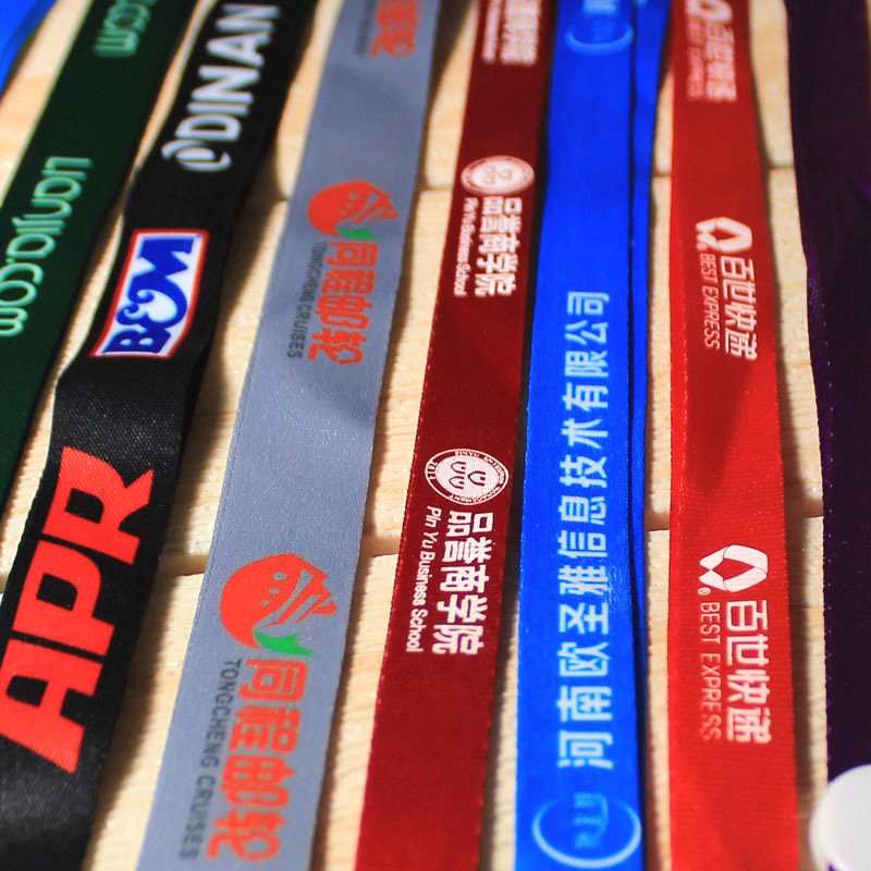 Economic Custom Lanyards ID Card Badge Holder Neck Strap Printed Logo Polyester Sublimation Lanyard