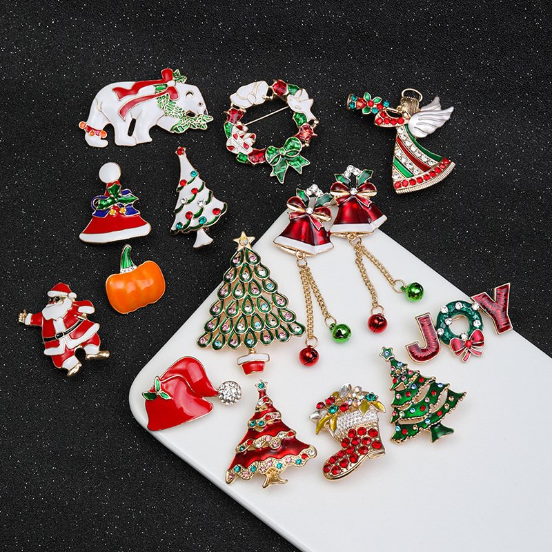 Christmas INS snowman corsage Christmas tree badge Metal dripping brooch clothing accessories