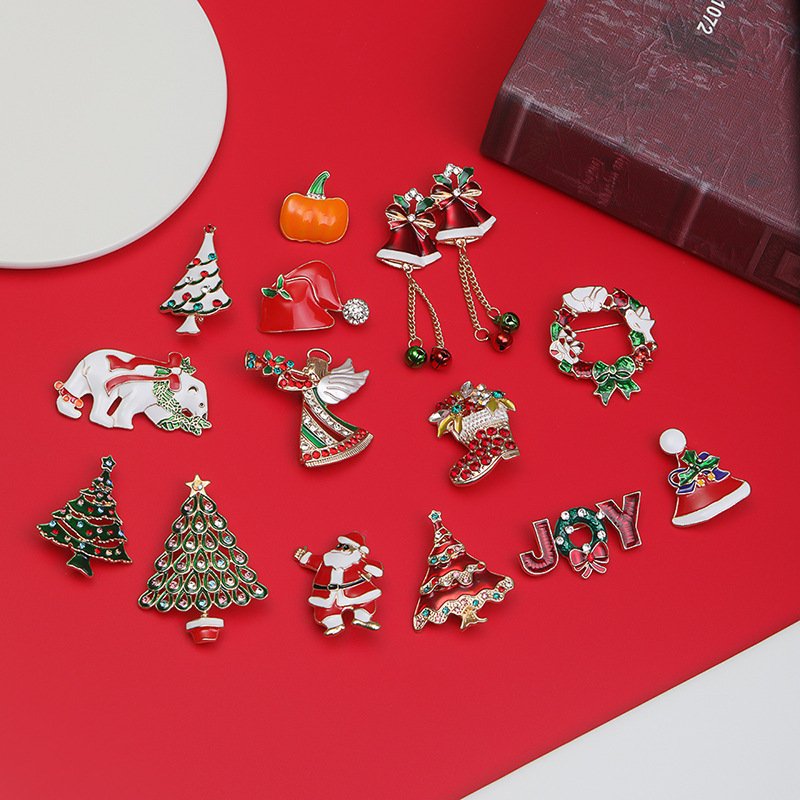 Christmas INS snowman corsage Christmas tree badge Metal dripping brooch clothing accessories
