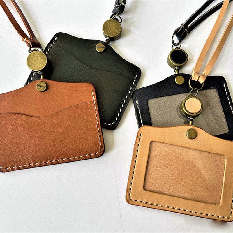 Custom Premium Durable PU Leather ID Badge Name Card Holder With Double Stitches Neck Straps Lanyards