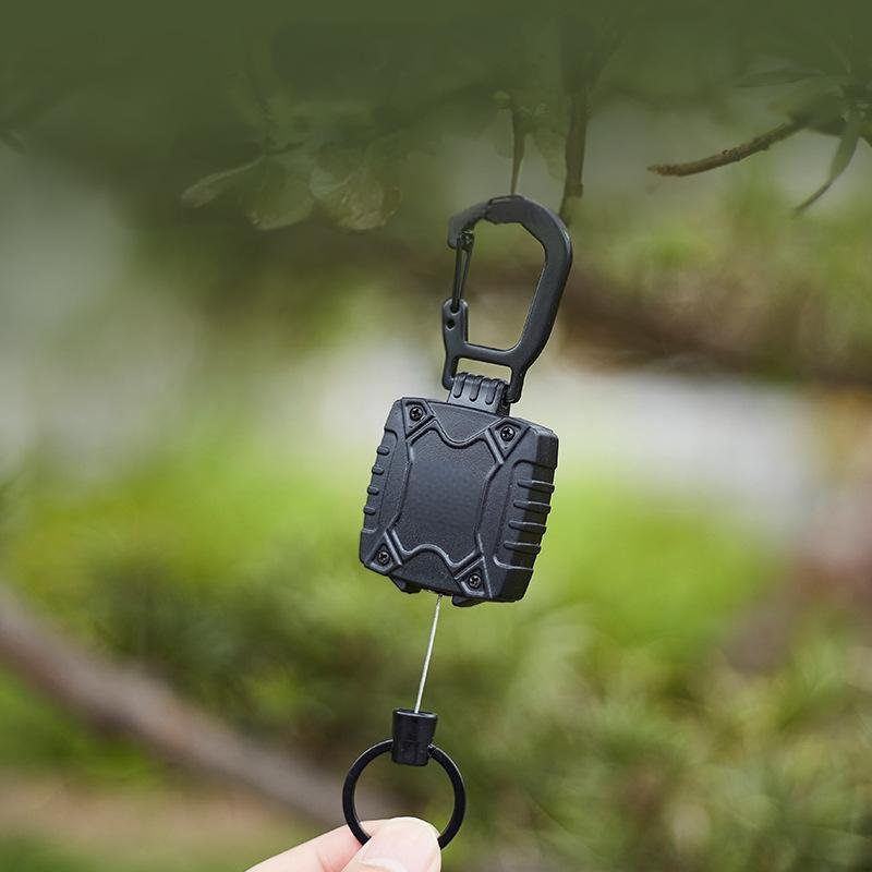 Outdoor Tactical Retractable Keychain Heavy Duty Durable Wire Rope Carabiner Badge Holder Reel