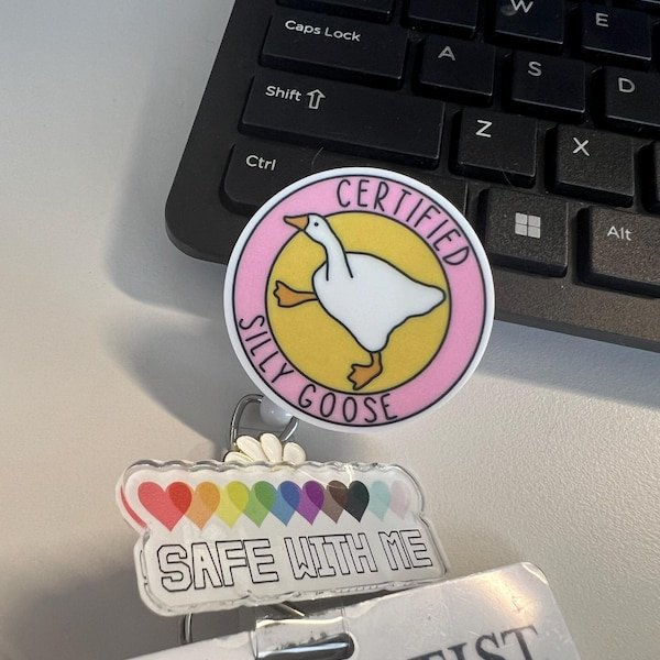 Custom Heavy Duty Nurse Accessories Name Id Reels Retractable Card Holder Funny Motivational Shaker Badge Reel