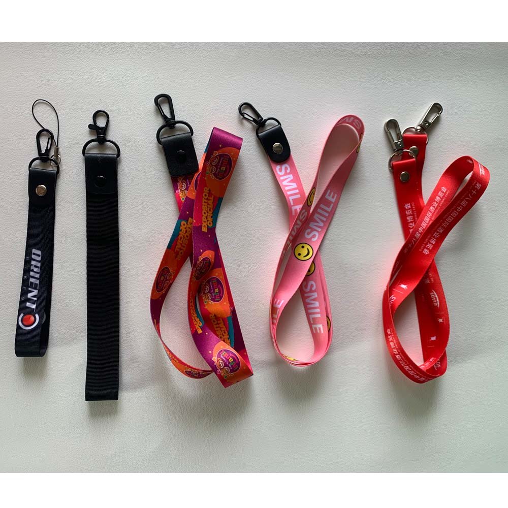 100% Polyester Sublimation Printed Badge Holder Lanyard Custom Logo Printed ID Card Holder Lanyard for gift