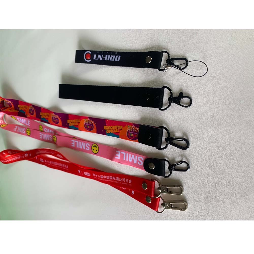100% Polyester Sublimation Printed Badge Holder Lanyard Custom Logo Printed ID Card Holder Lanyard for gift