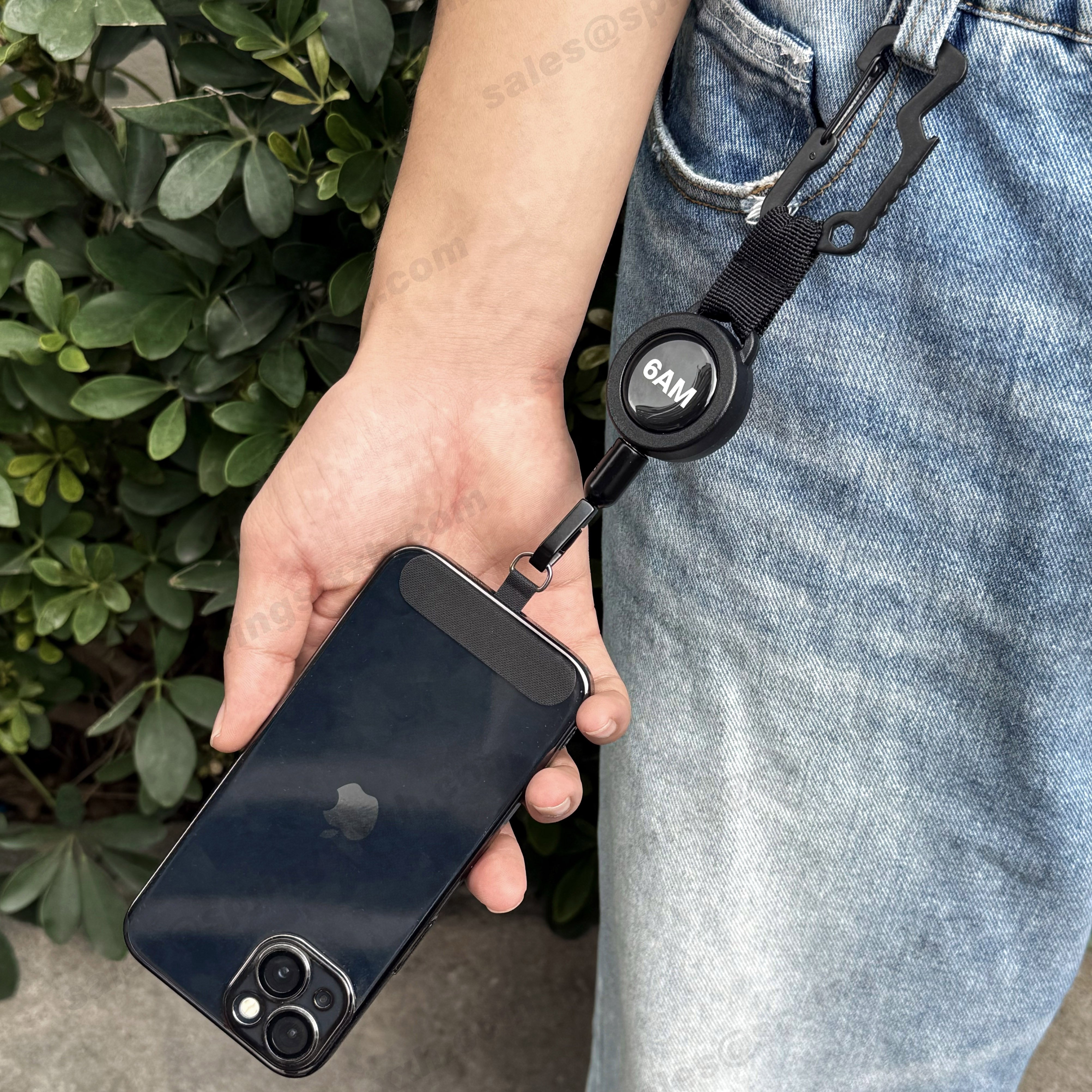 P-036 Retractable Multi tool Carabiner Heavy Duty Badge Reel Holder with Steel Cable Clasp Outdoor Hanging for Your Phone