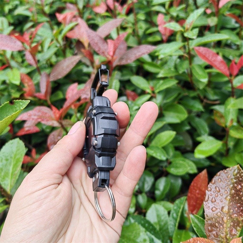 Black Color Heavy Duty Retractable Carabiner Keychain Durable Fishing Badge Reel Holder With Stop Function
