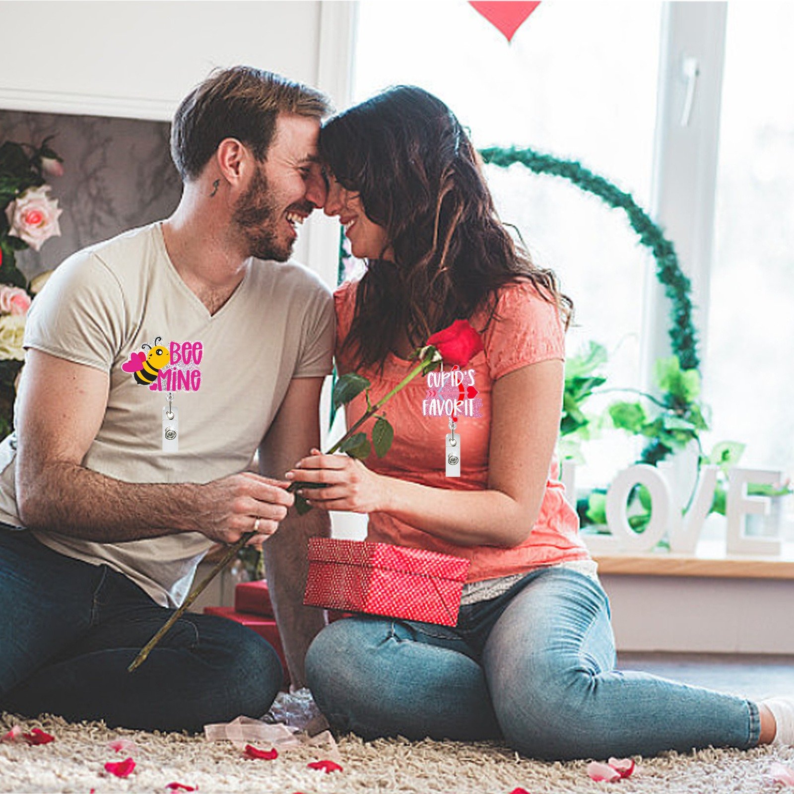 Design Badge Holder For Wedding Accessories Acrylic Valentine Day Keychain Valentine Gift Anti-Lost Clip Retractable Badge Reel