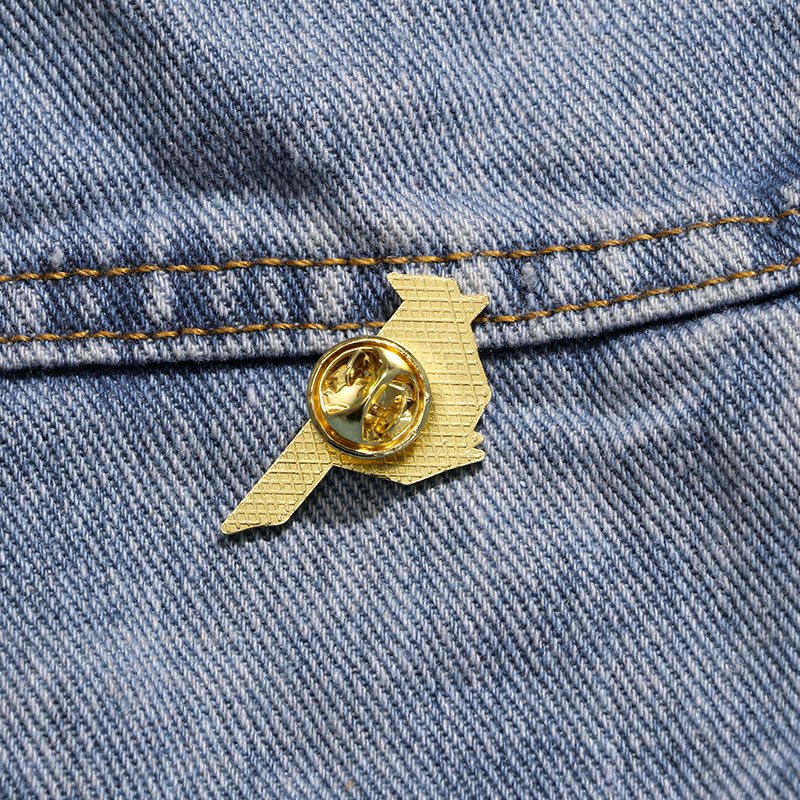 2024 New China Manufacturer customized wholesale holder maker metal custom birds and animals badges pin for men and women
