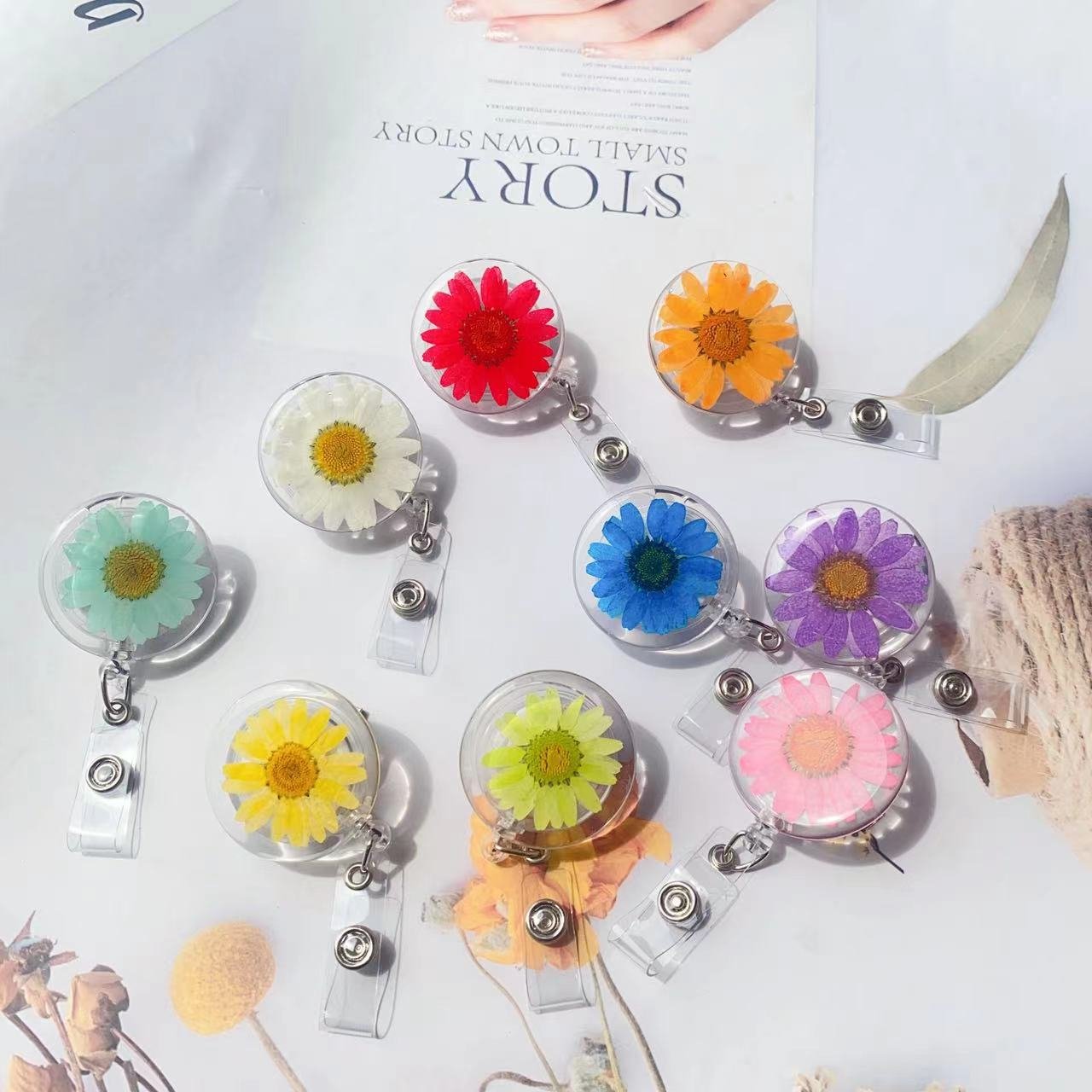 Round Flower Resin Nurse alligator clip name Badge Reel Retractable Holder