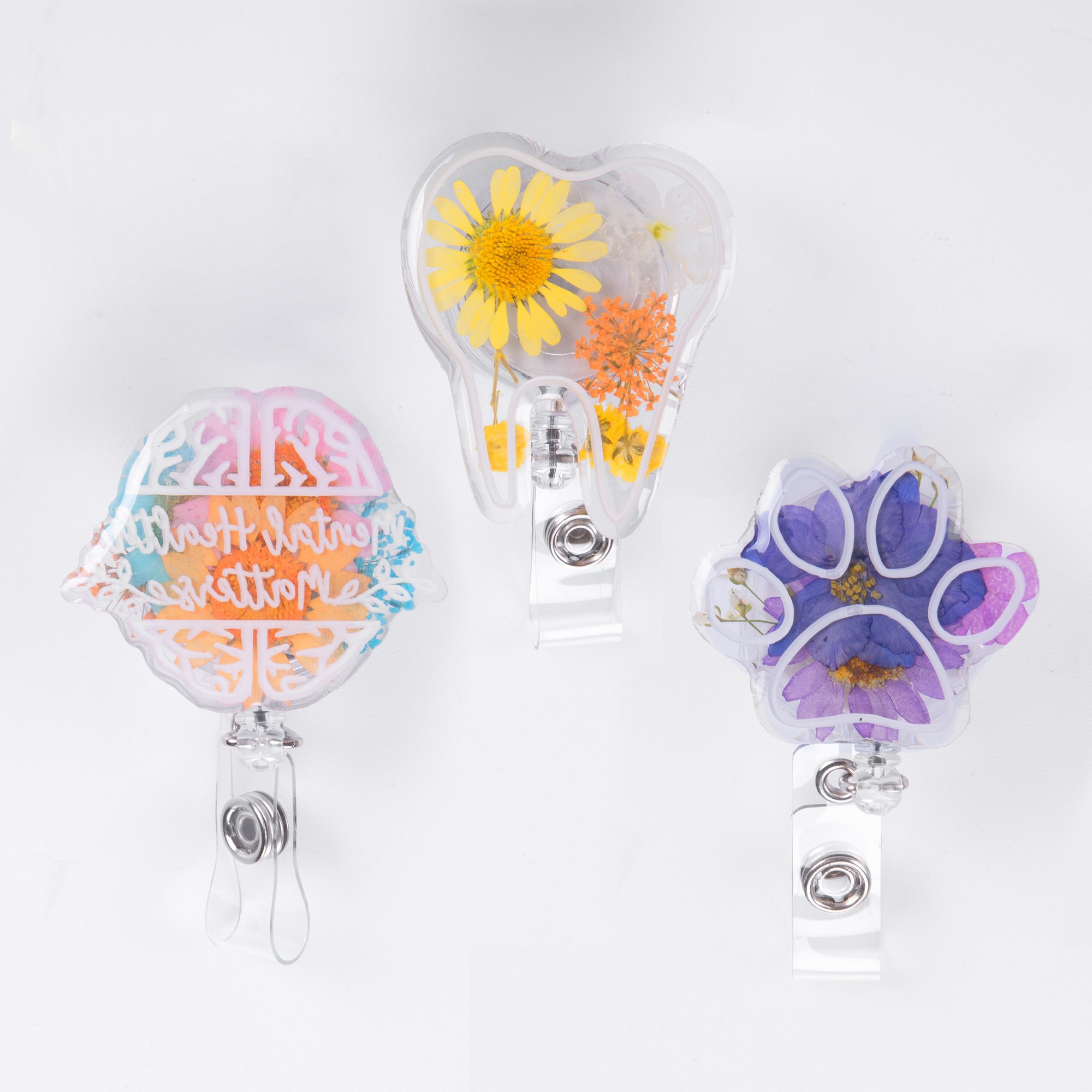 Fashion Flowers And Grass Resin Badge Reel Custom Badge Reel With Glitter and Sequins On The Custom Logo Promotional Gifts