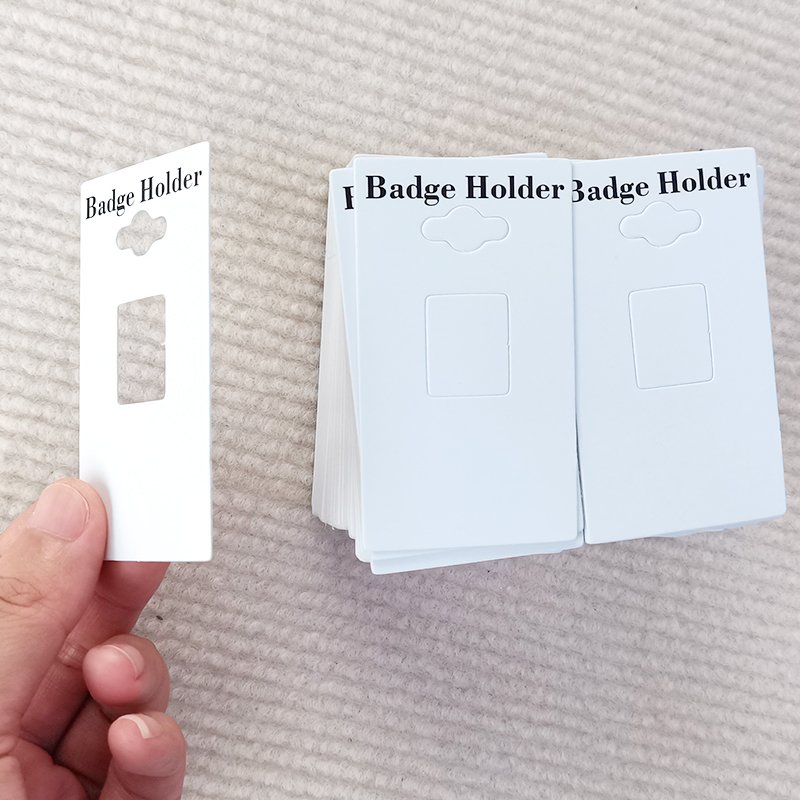 100pcs Lot ID Badge Holder Display Card Sell Package Plastic Retractable Badge Reel Hang Card Nurse Badge Reels