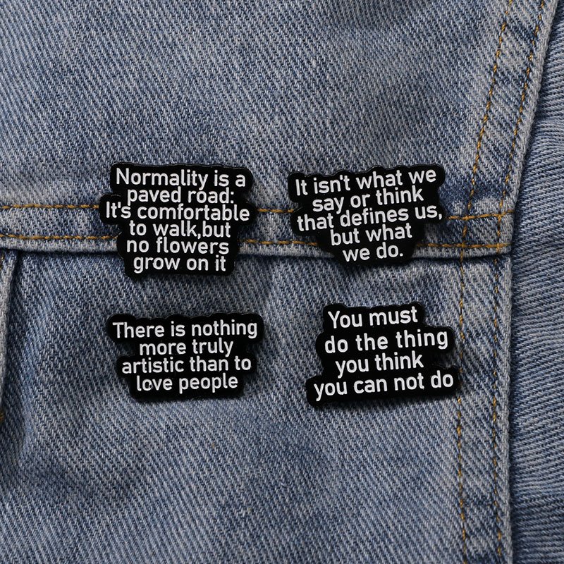 2024 New China Manufacturer customized wholesale holder maker metal custom slogan badges pins for men and women