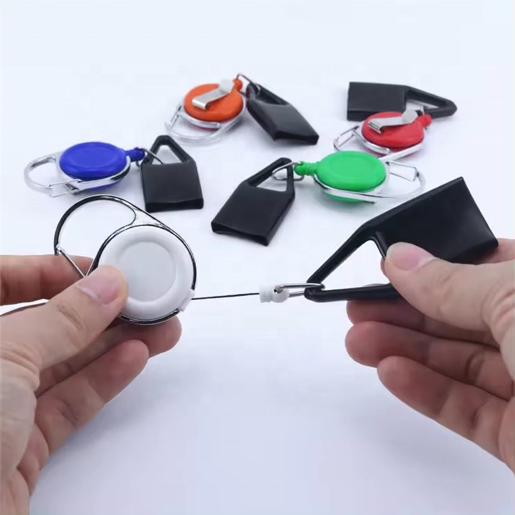 Hot Sale Silicone Lighter Protective Case Retractable Key Chain Ring Accessories Lighter Holder Sleeve Clip