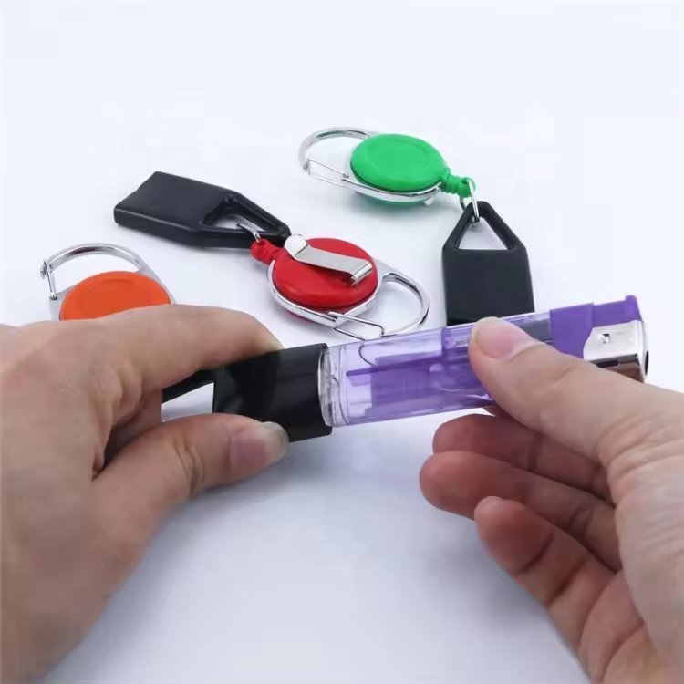 Hot Sale Silicone Lighter Protective Case Retractable Key Chain Ring Accessories Lighter Holder Sleeve Clip