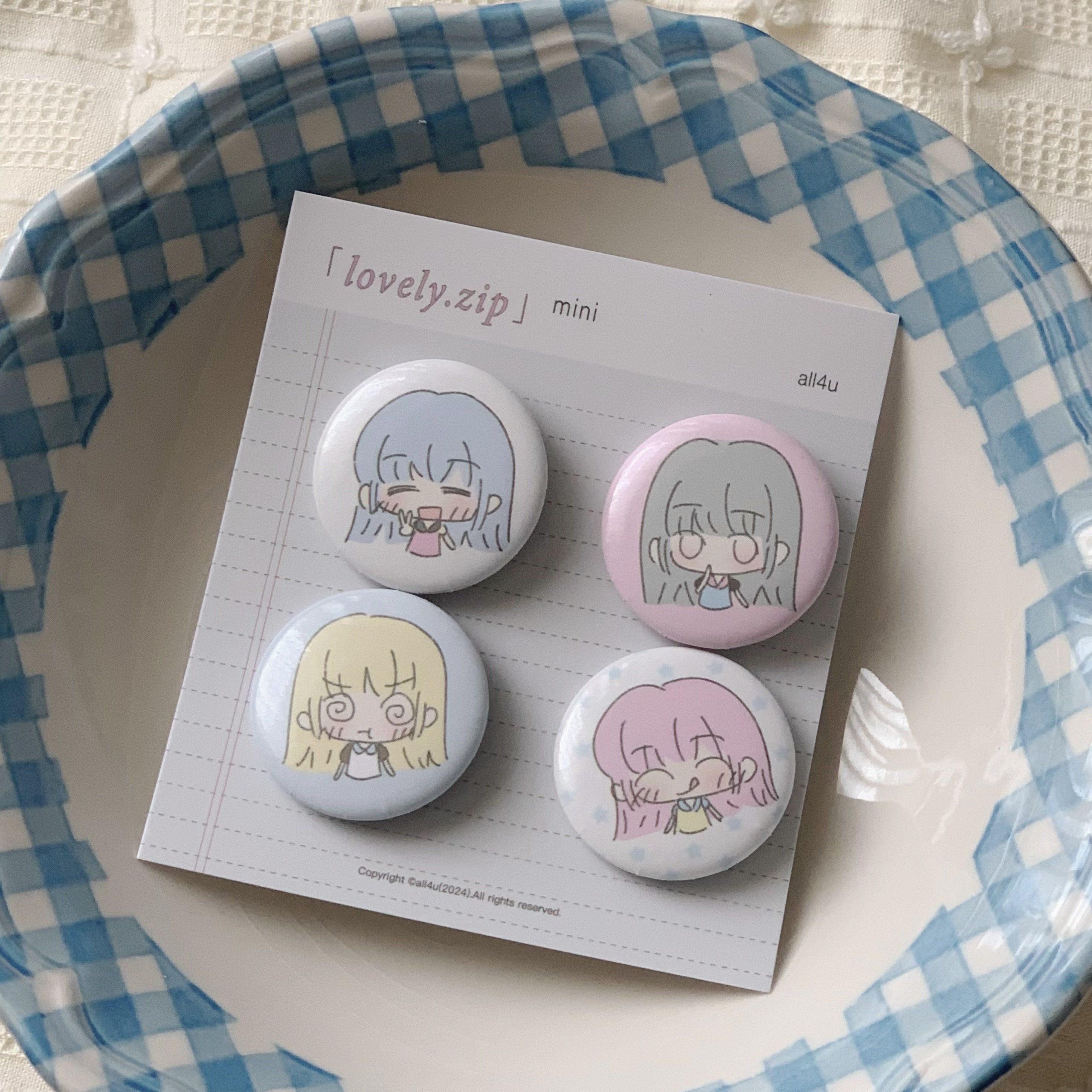 4pcs/pack 32mm Cartoon Anime Character Badge Kawaii Backpack Pin Accessories Gfit for Girl
