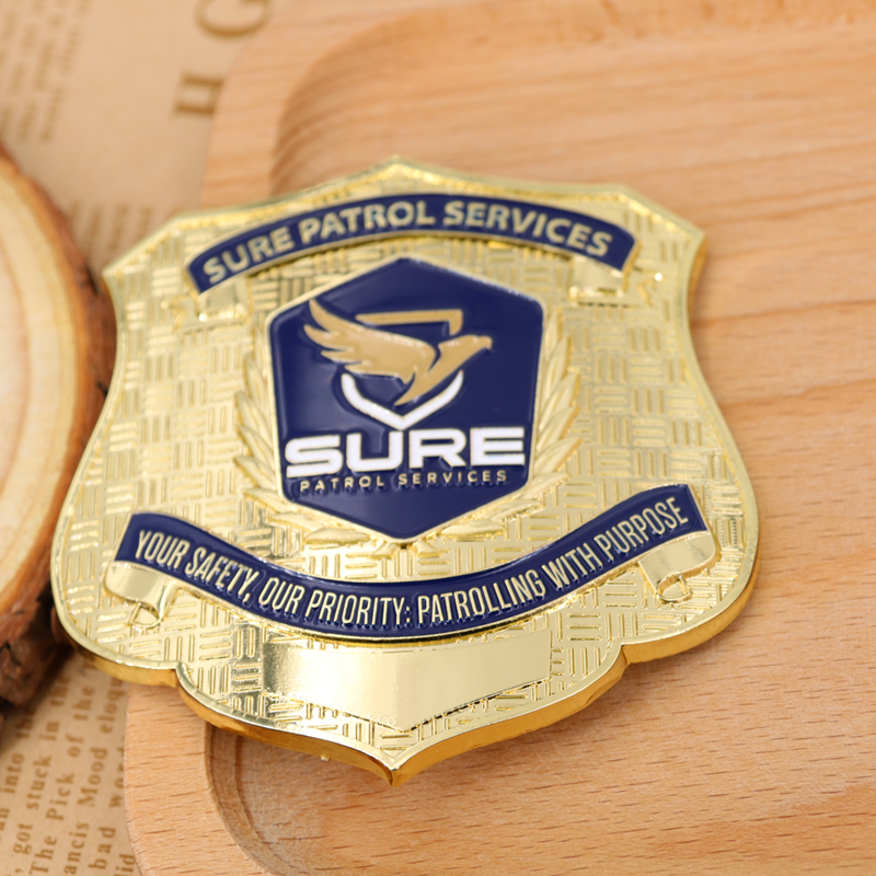Manufacturer Custom Free Design Logo Gold Plated Shield Guard Design Badge Security Badges with Chain Leather Holder