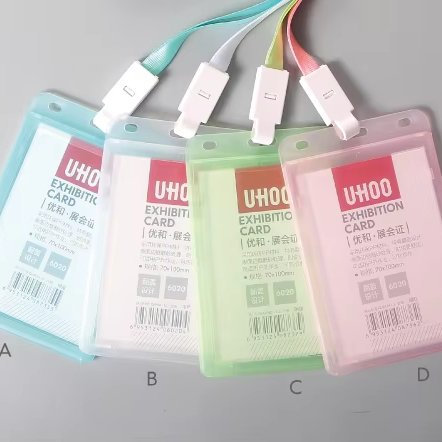 High-Demand ID Card Holder with Detachable LanyardEnhance Your Security and Style with This Durable and Stylish Solution