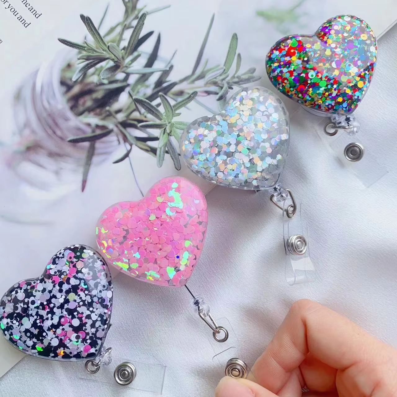 Hot Selling Glitter Nursing Nurse Doctor Work Student Badge Reel Acrylic Retractable Id Card Badge Holder With Alligator Clip