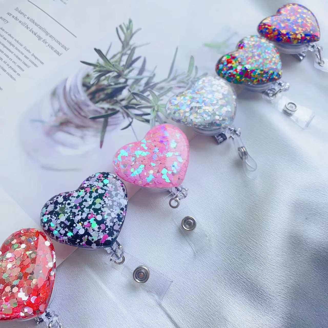 Hot Selling Glitter Nursing Nurse Doctor Work Student Badge Reel Acrylic Retractable Id Card Badge Holder With Alligator Clip