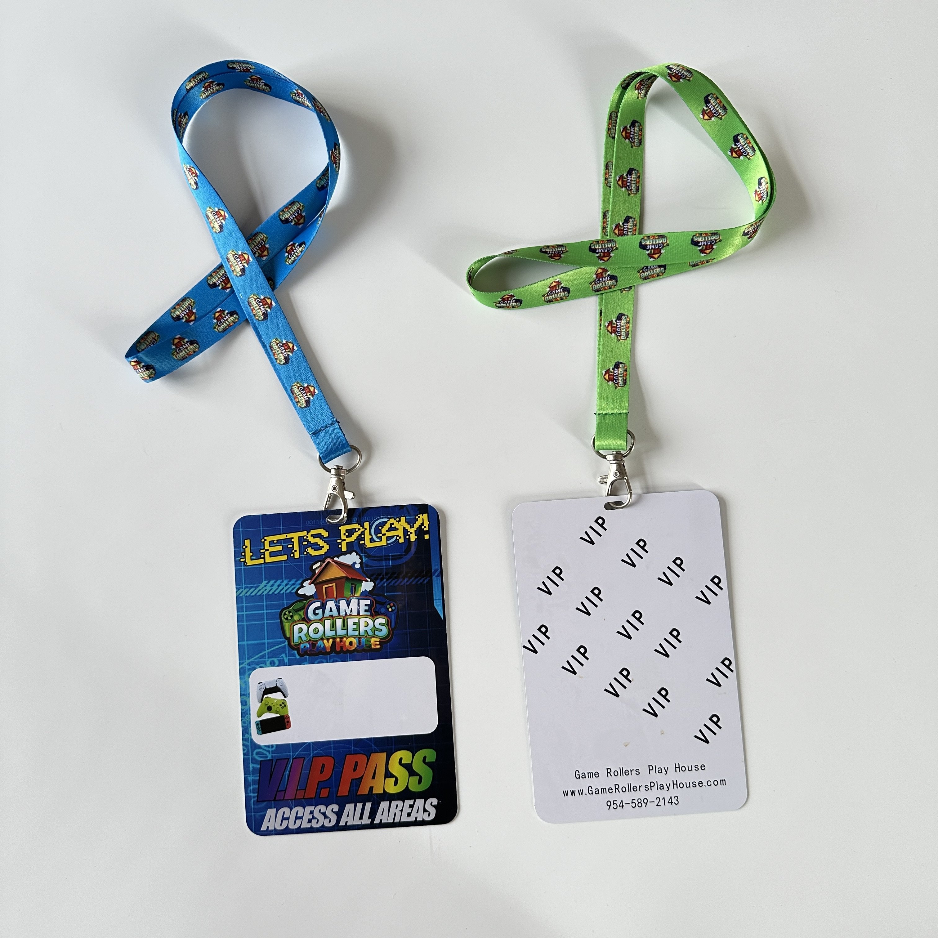 Customized Logo Accept nylon lanyard card holder lanyard with id card badge holder