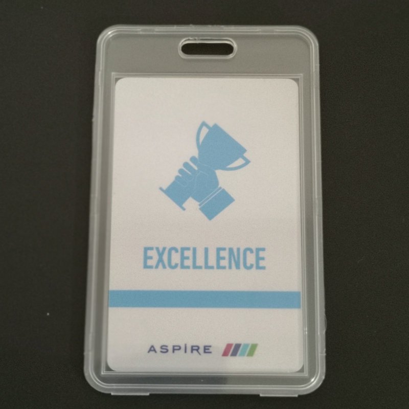 Flexible Transparent Hard Plastic Multi Id Card Holder Clear PP ID card Case