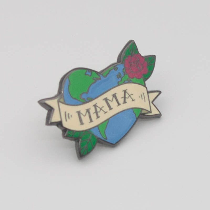 Personalised wholesale maker brand boy chest button pin metal heart logo school uniform custom blazer holders wallet badges