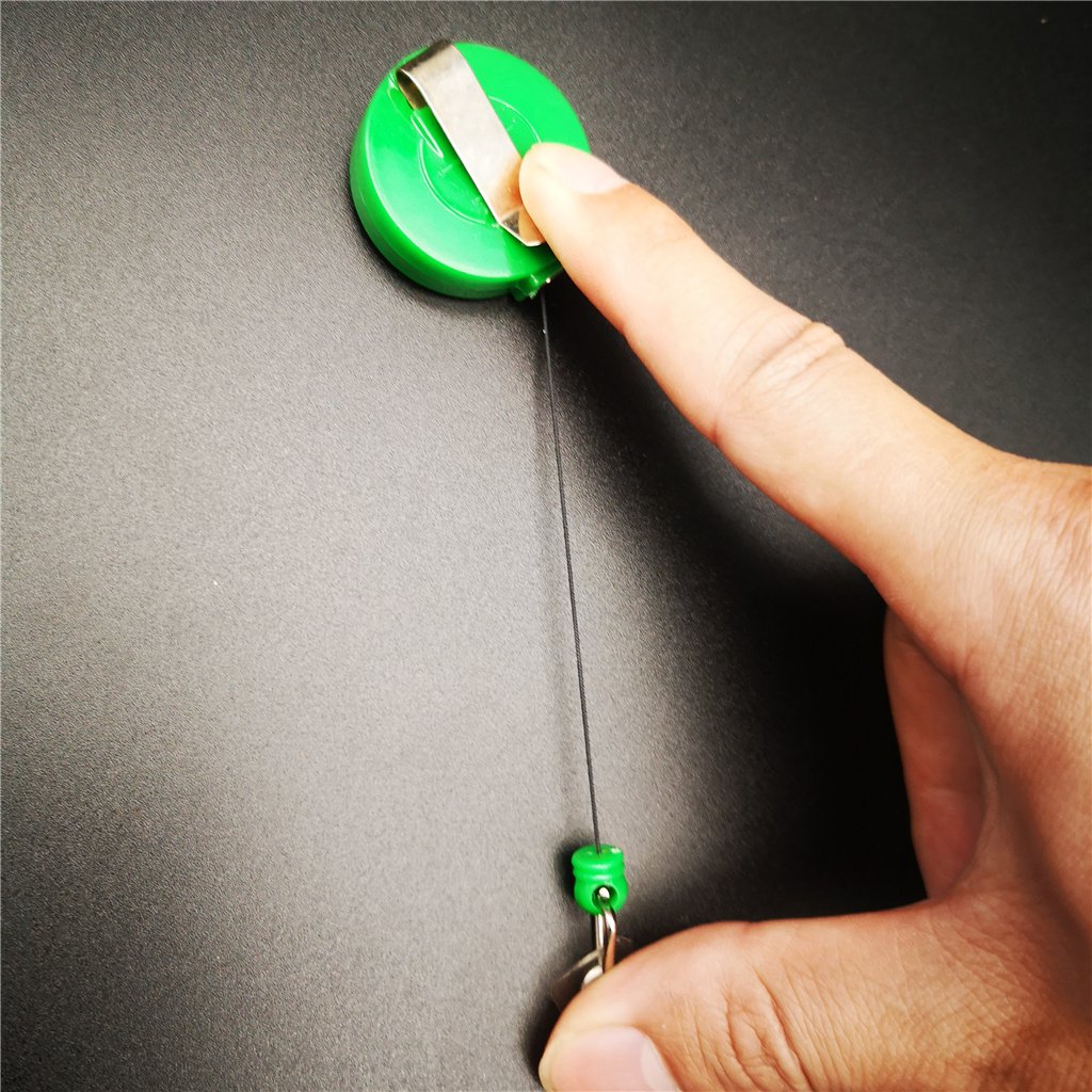 wholesale custom cheap round yoyo pull keychain retractable name medical nurses accessories id card badge clip holder reels