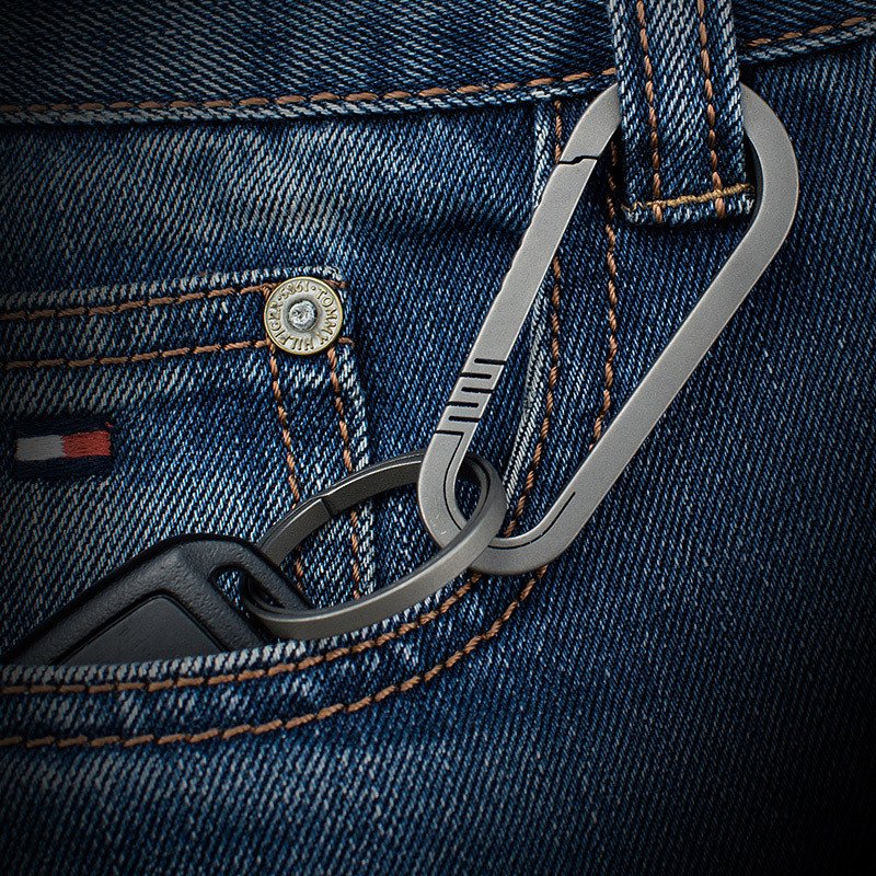 Belt Side Pushing Loop Keychain Clip Titanium Key Holder with Detachable Key Ring for Duty Belt, Lanyards, ID Badges Holder