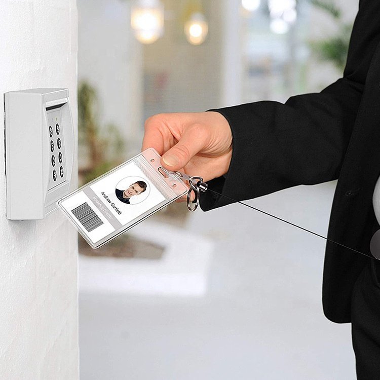 Wholesale hot sale Heavy Duty Retractable Badge Holder Reel Metal ID Badge Holder with Belt Clip Key Ring for Name Card Keychain